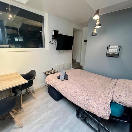Escapade Romantique - Jacuzzi Et Parking Prive - 002 Apartment Rouen Luaran gambar