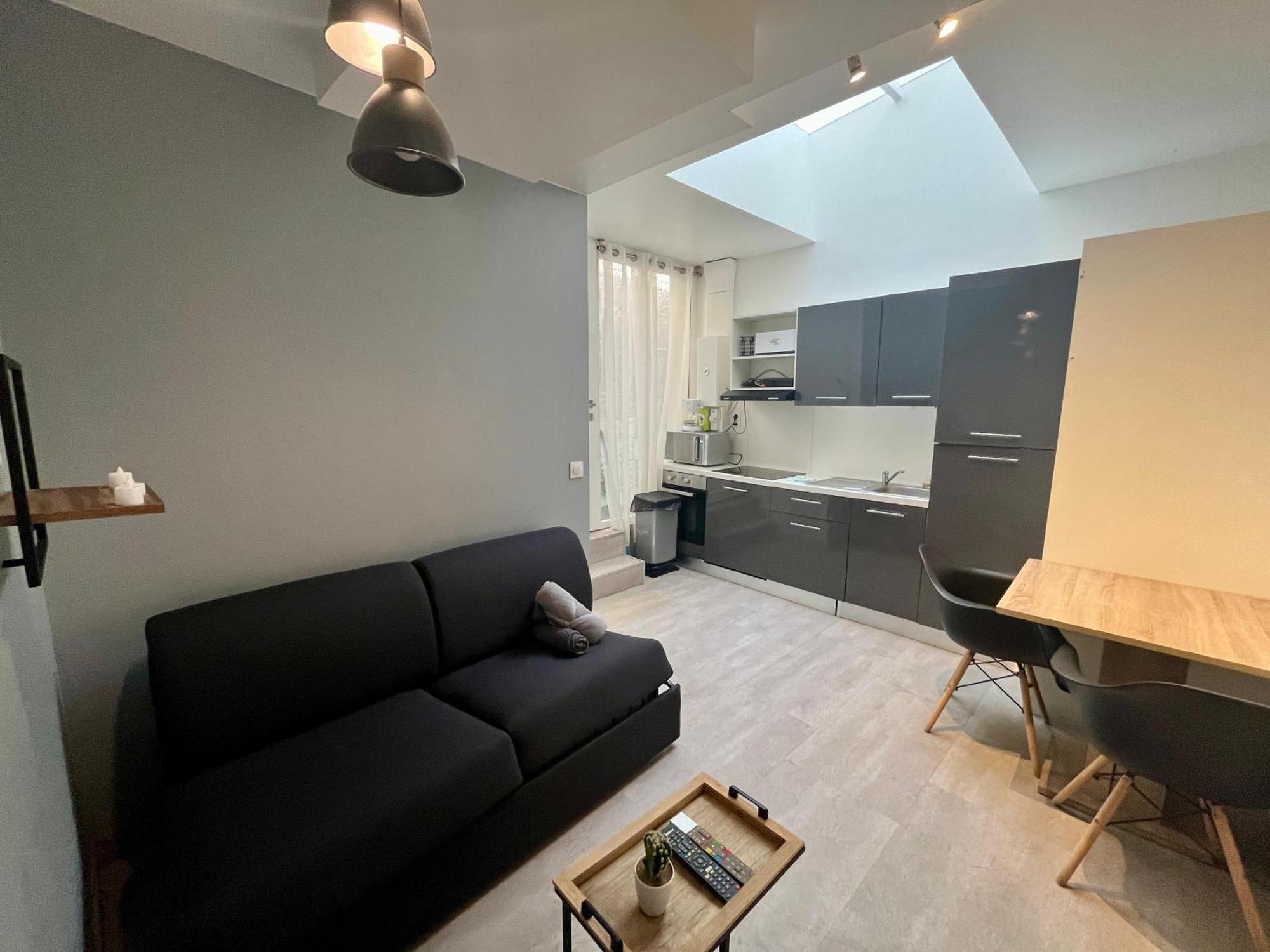 Escapade Romantique - Jacuzzi Et Parking Prive - 002 Apartment Rouen Luaran gambar
